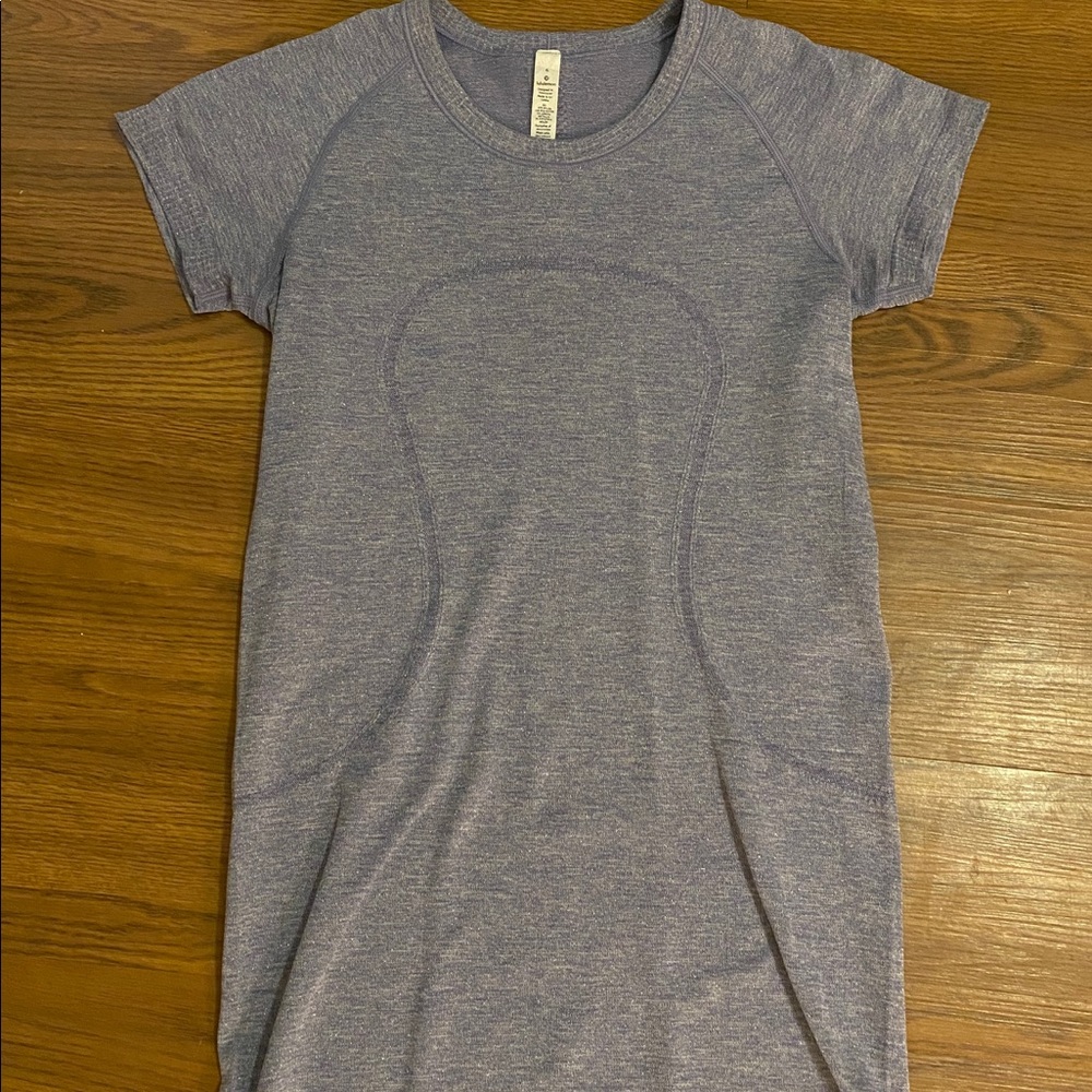 Blue Lululemon swiftly tech short sleeve!